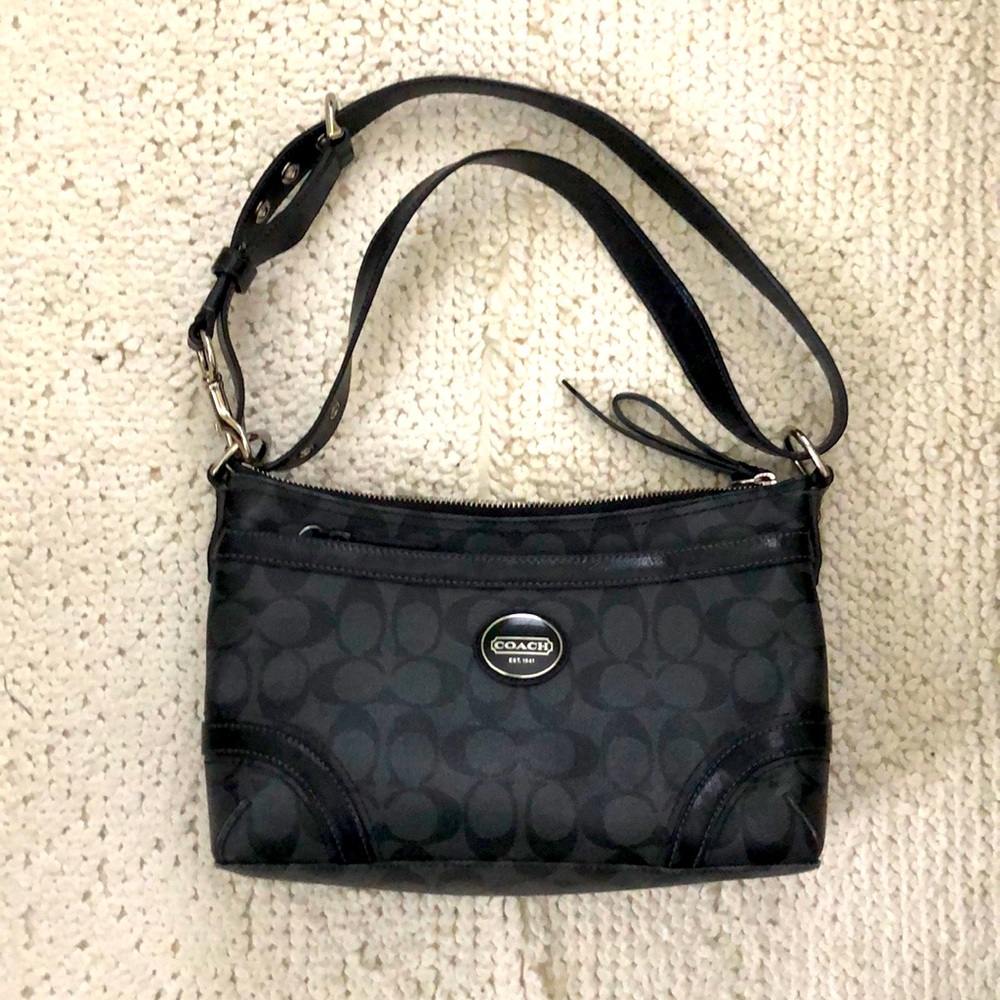 Back/gray Coach handbag